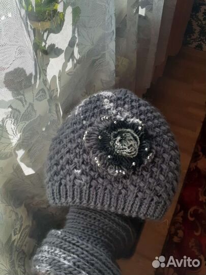 Шапка с шарфом