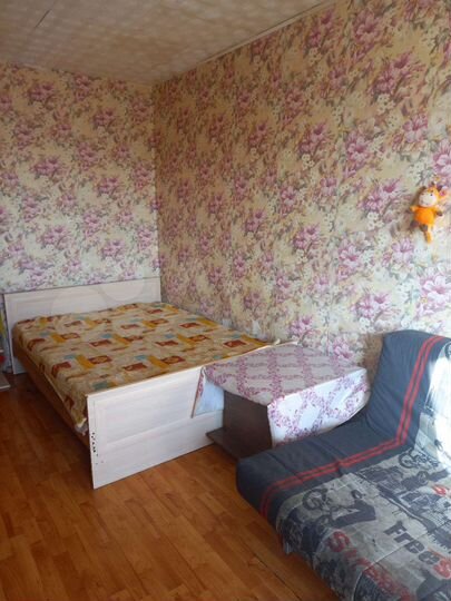 Комната 18 м² в 8-к., 8/9 эт.