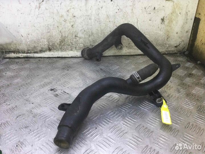 Трубка охлаждающей жидкости пластиковая Opel Zafir