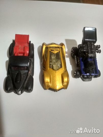 Продам модели машин Hot Wheels