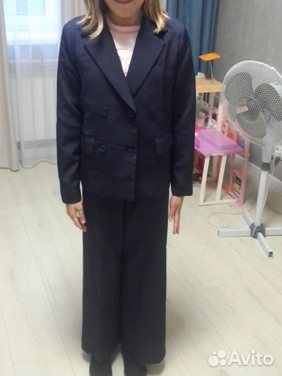 Школьный брючный костюм для девочки