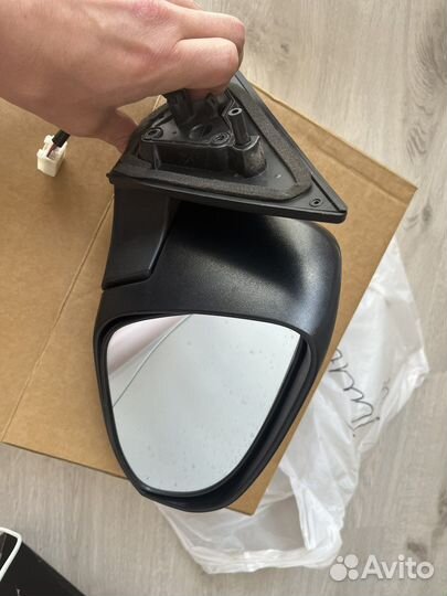 Автомобильное зеркало