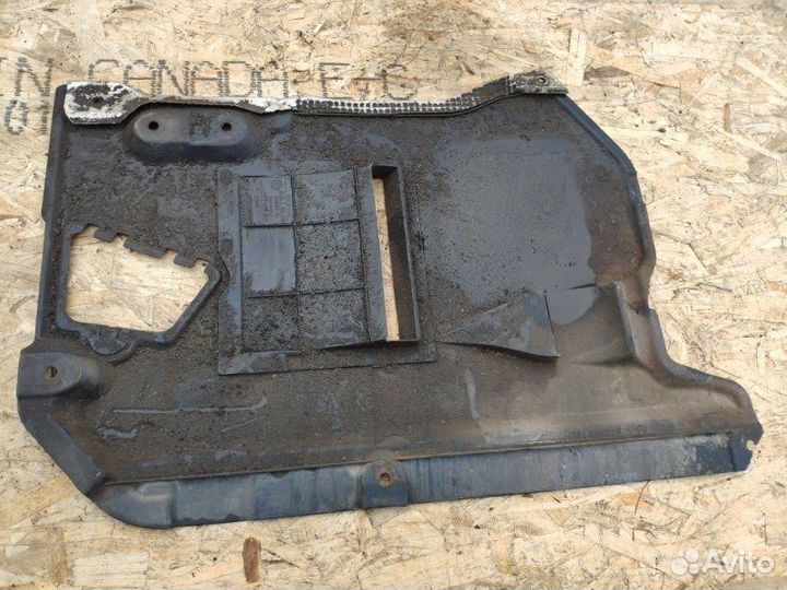 Облицовка днища кузова Bmw 325Xi E90 N52 2006