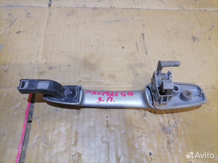 Ручка двери Mazda 6GG 2.0
