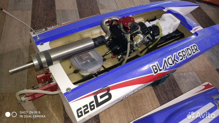 Радиоуправляемый бензиновый катамаран