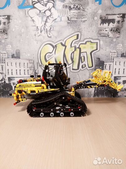Lego technic трактор в собранном виде