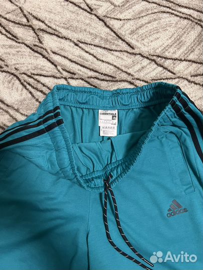 Adidas essentials Шорты (M-L)