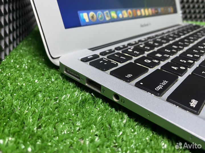 Apple MacBook Air 11 2013