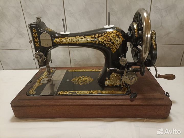 Швейная машинка 