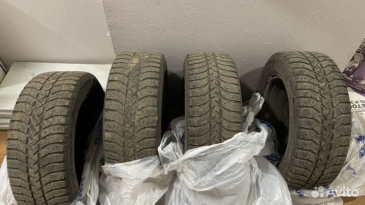 Bridgestone Ice Cruiser 5000 205/60 R15