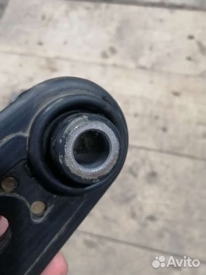 Опора двигателя задняя Nissan tiida