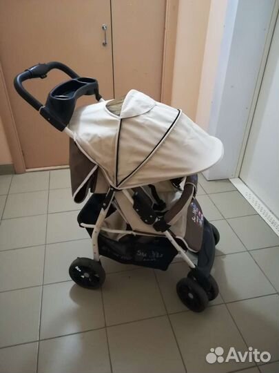Прогулочная коляска