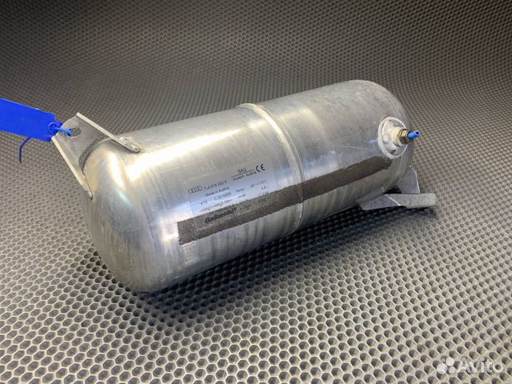 Ресивер пневмоподвески Audi Q7 4L 2008 7L8616202A