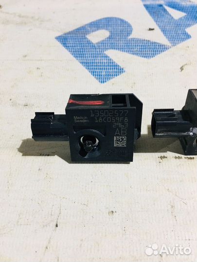 Датчик удара opel astra J 1.6 ат седан