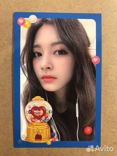 Карты Twice из альбома what IS love