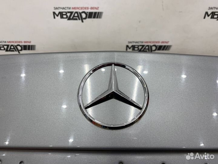 Крышка багажника Mercedes W212