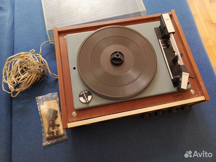 Виниловый проигрыватель Аккорд СССР