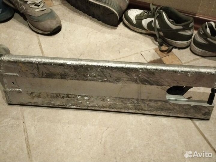 Дека для трюкового самоката