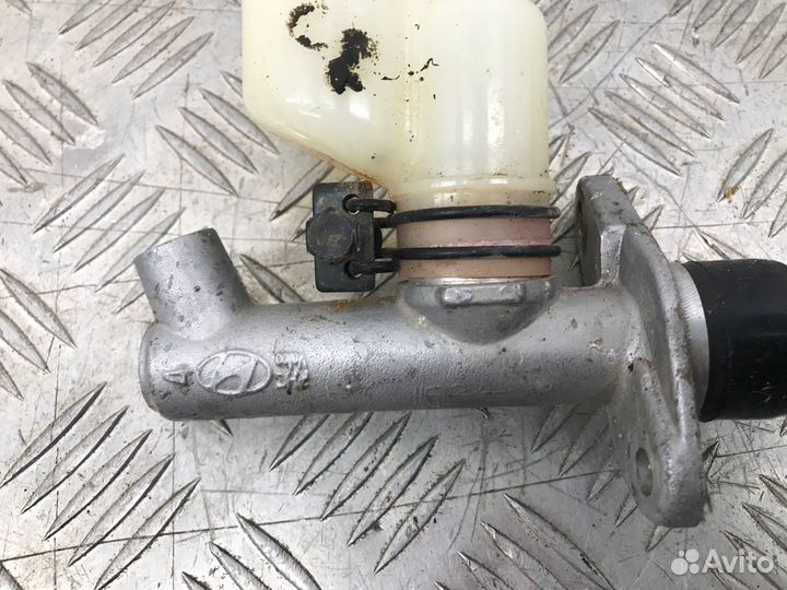 Б/У главный цилиндр сцепления Hyundai Accent LC