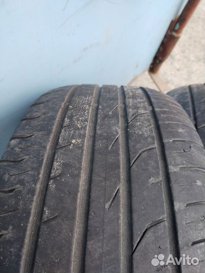 Continental ContiPremiumContact 2 215/60 R16 95H