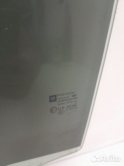 Стекло двери задней левой Opel Zafira B 2005-2012