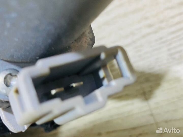 Моторчик стеклоподъемника передний левый