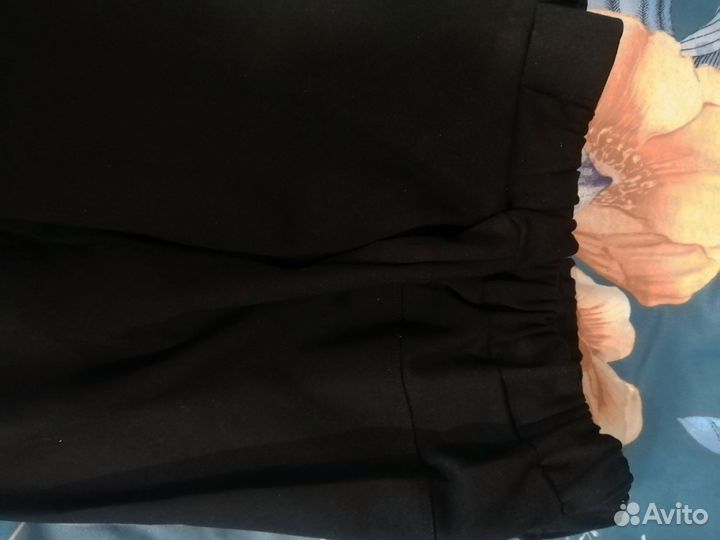 Новые женские брюки на резинке 58размер