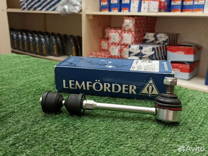 Стойка стабилизатора Volvo XC70 II (2007-16г) зад