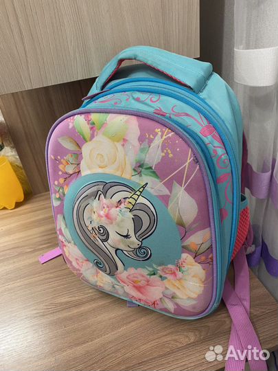 Школьный рюкзак