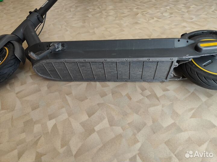 Электросамокат Ninebot max g30