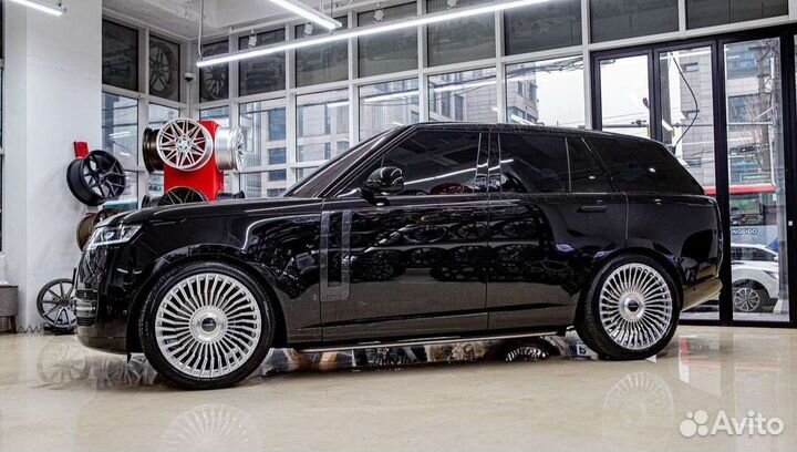 Кованые диски R22 на Land Rover Range Rover (L460)