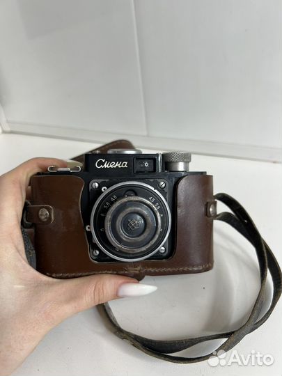 Старинный фотоаппарат