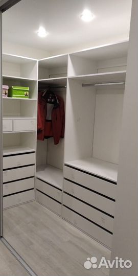 Шкафы купе, гардеробные, прихожие на заказ