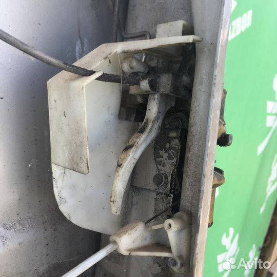 Замок двери передней правой Ауди 100 44 кузов С3