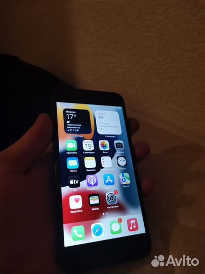 Телефон iPhone 7 plus