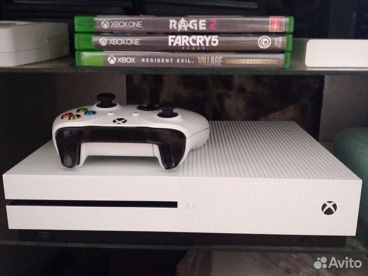 Xbox one s 1tb с играми
