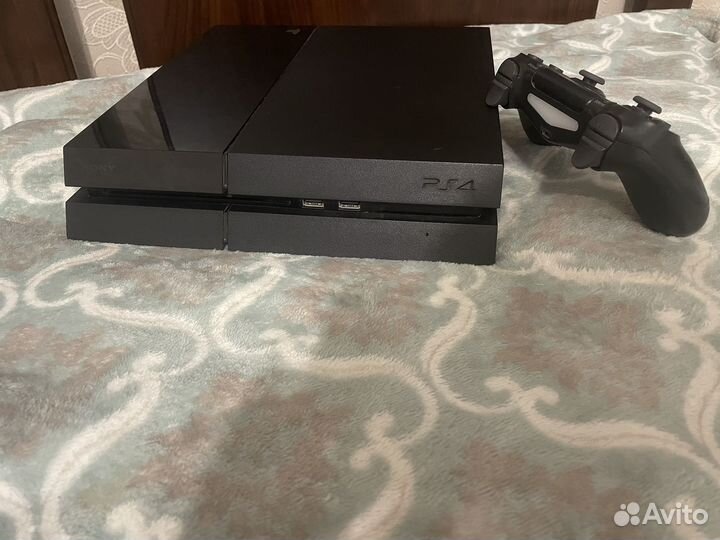 Sony playstation 4 PS4 slim 1tb