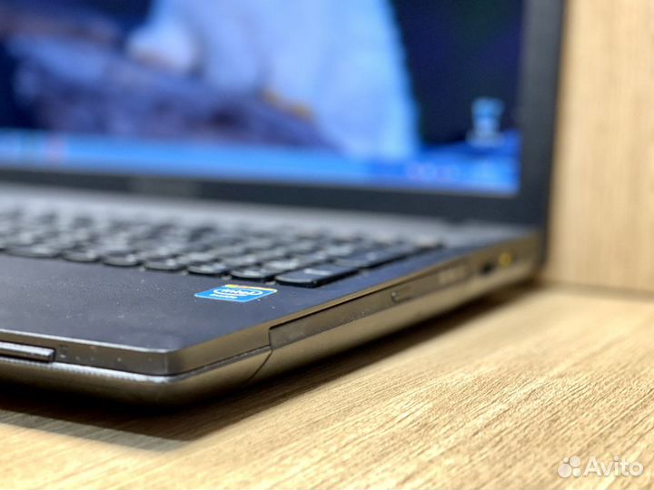 Ноутбук Lenovo / для интернета и учебы