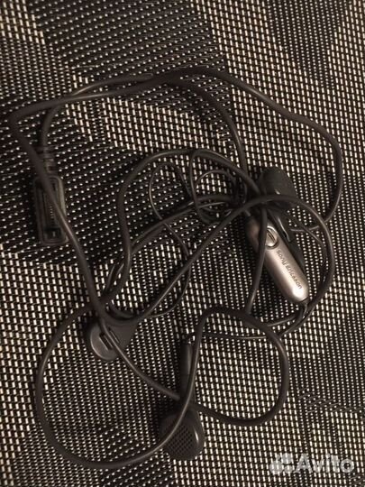 Наушники для сотового Sony Ericsson