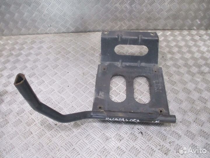 Кронштейн корпуса воздушного фильтра Volvo 2105281