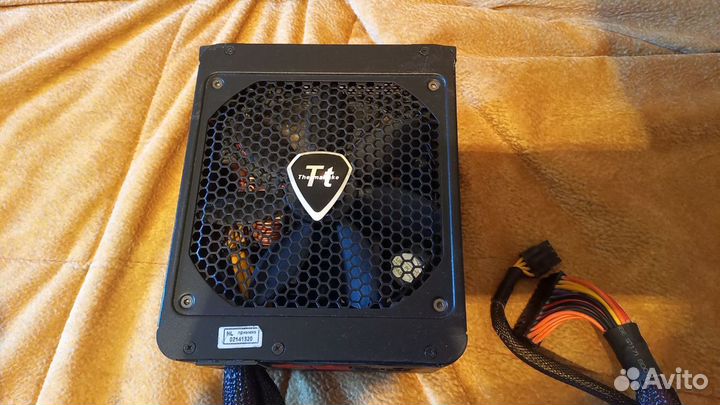 Блок питания Thermaltake 650W