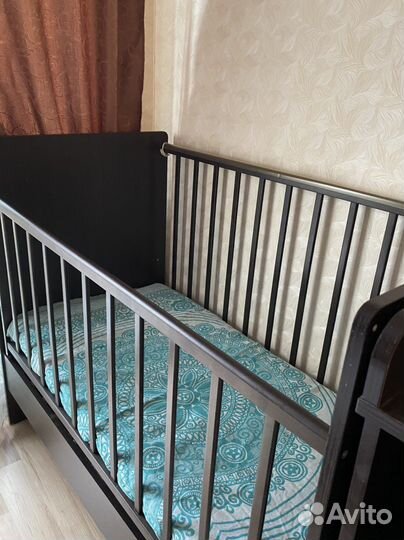 Детская кроватка трансформер с маятником