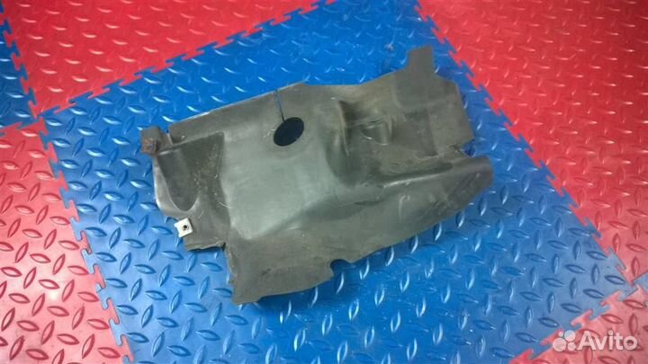 Воздуховод радиатора правый BMW X3 E83