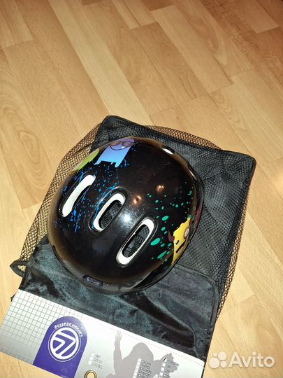 Шлем детский (для роликов или скейтборда)