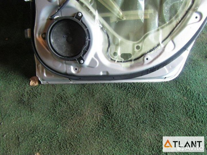 Дверь задний правый toyota ractis