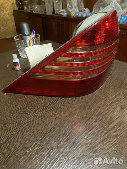 Задний фонарь