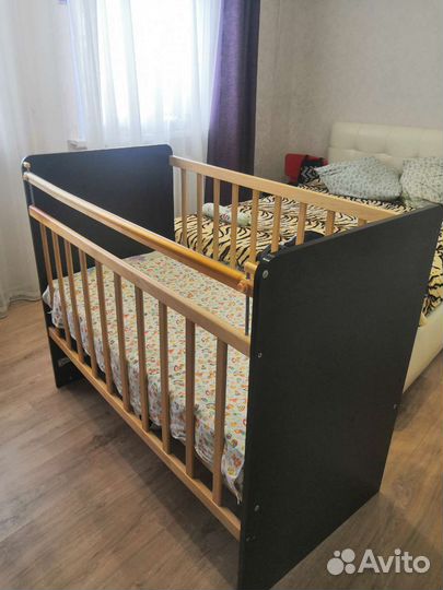 Детская кроватка