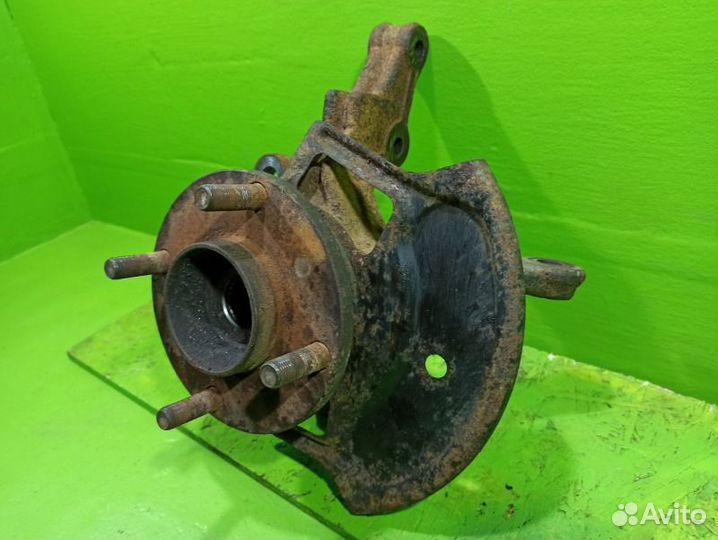 Кулак поворотный левый Nissan Almera Classic QG16