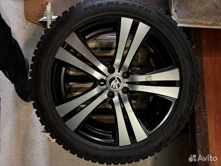 Колеса Toyota avensis r 17