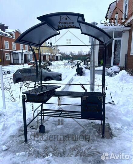 Мангал с печью и крышей